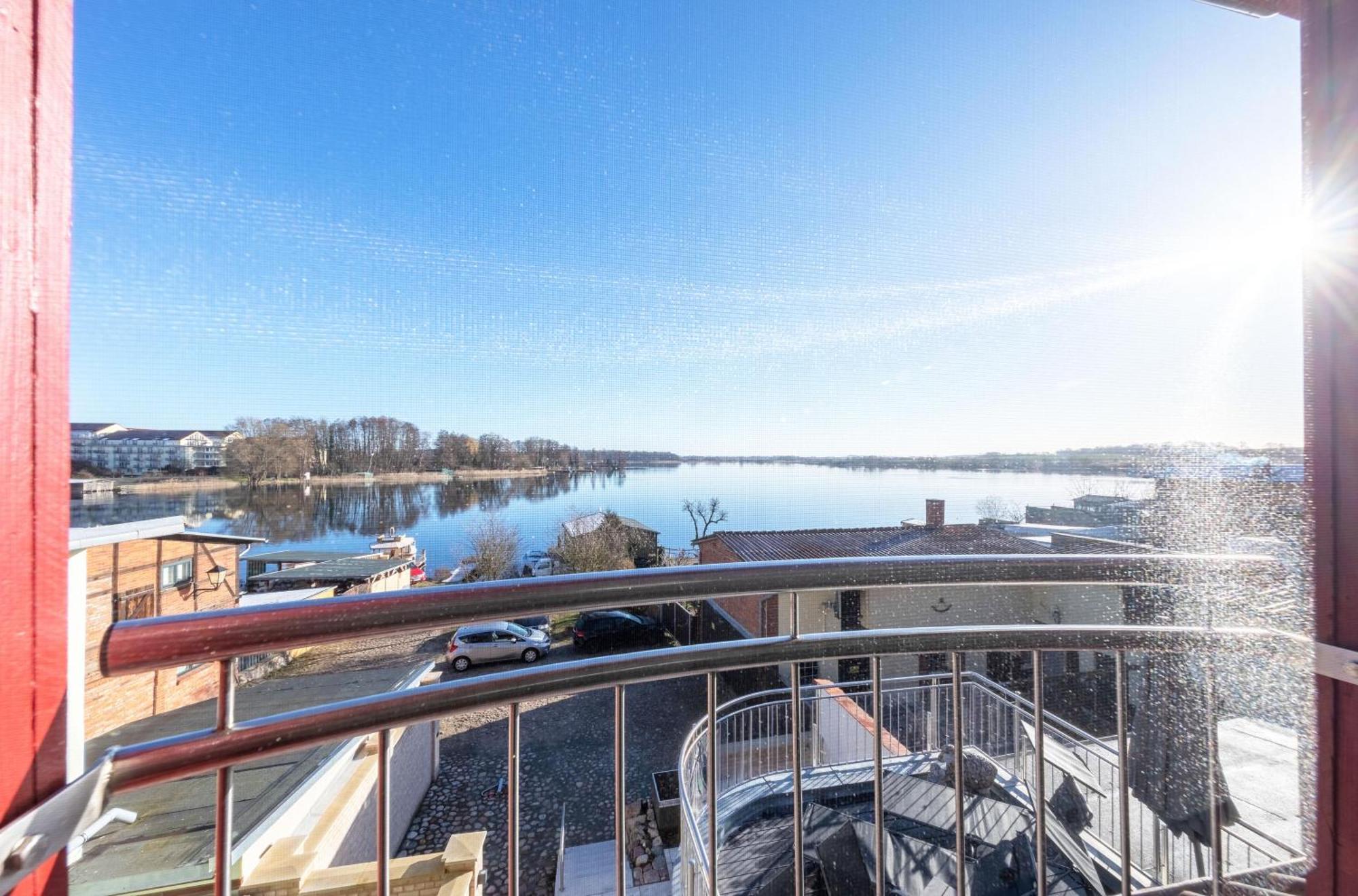 Ferienhaus Wasserblick Auf Der Insel Mit Sauna Malchow  Exterior photo